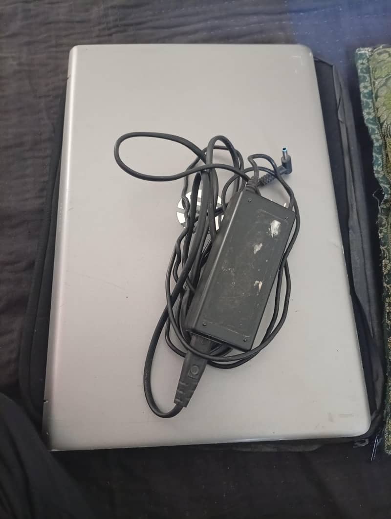 laptop 9