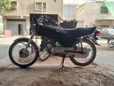 HONDA CG 125 BLACK COLOUR 2025 4MONTH
