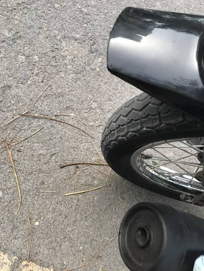 All ok 10 by 10 antique lush condition motorcycle totally packed