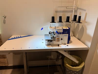 JIN M1 5-Thread Safety Stitch Machine – Flawless Condition – Home Use