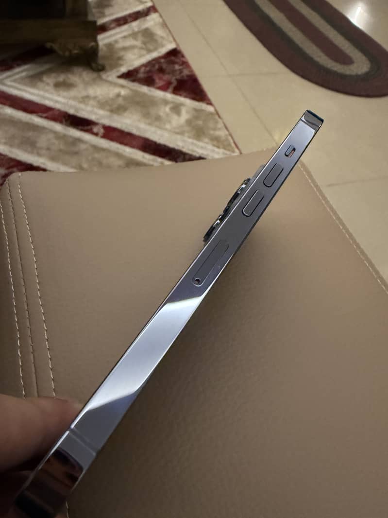 Iphone 13 pro 4