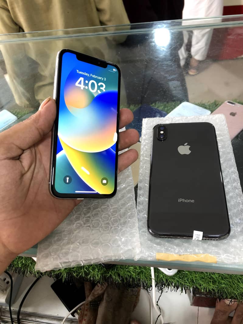 Apple iPhone X 2