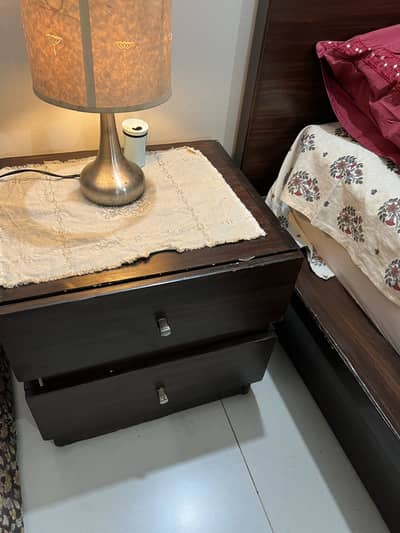 Want to sell lasani king bedset