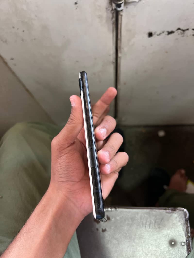Google Pixel 6a 1