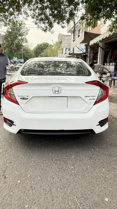 Honda civic 2018-19 oriel 1.8