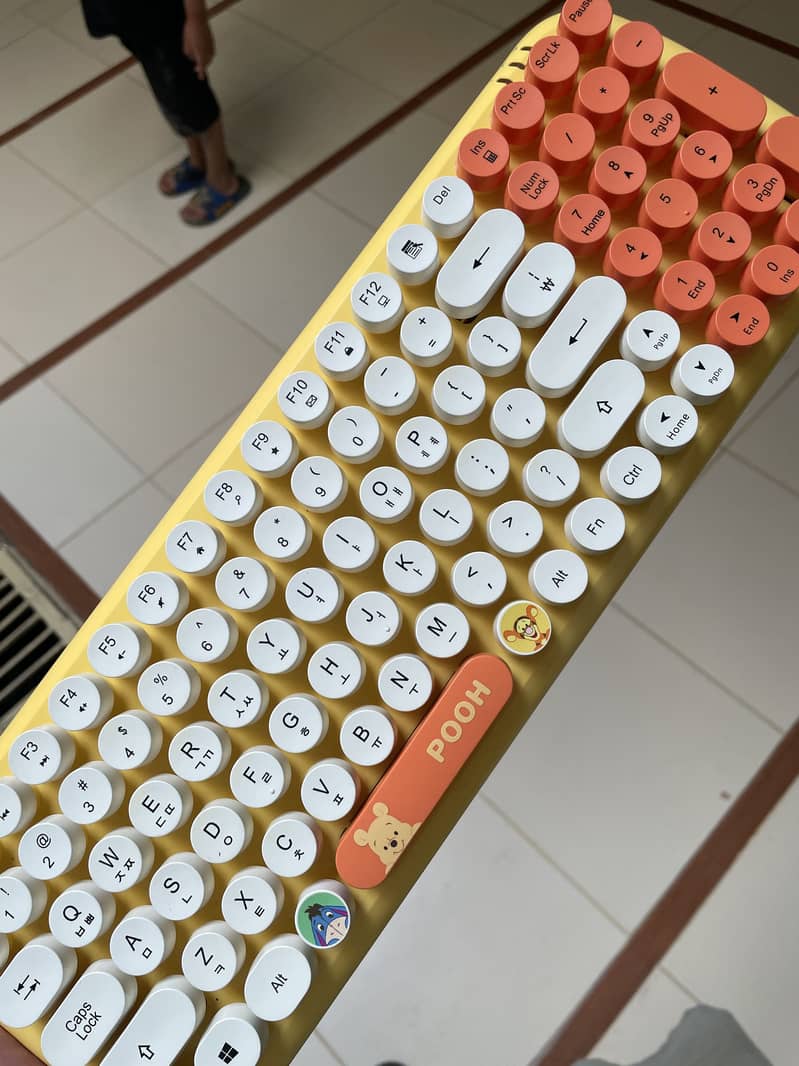 (Royche) Wireless Keyboard 0