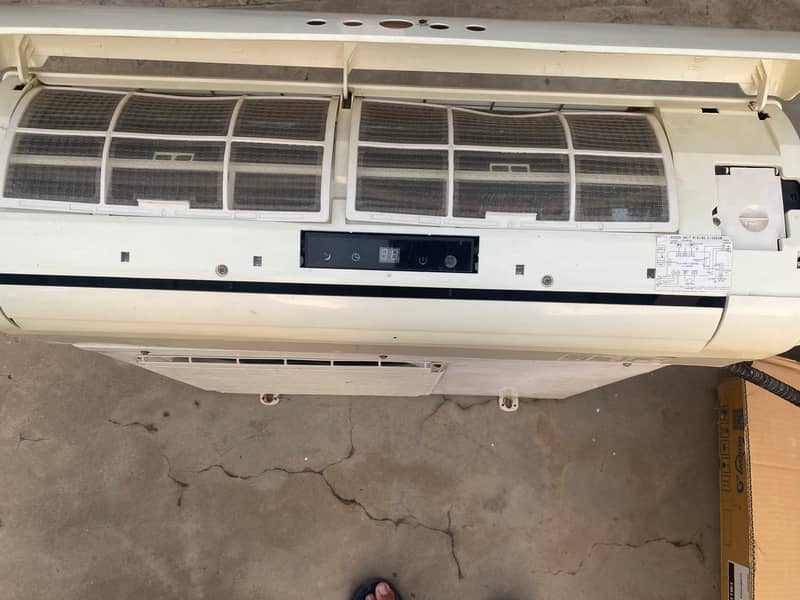 1.5 Ton split AC 1