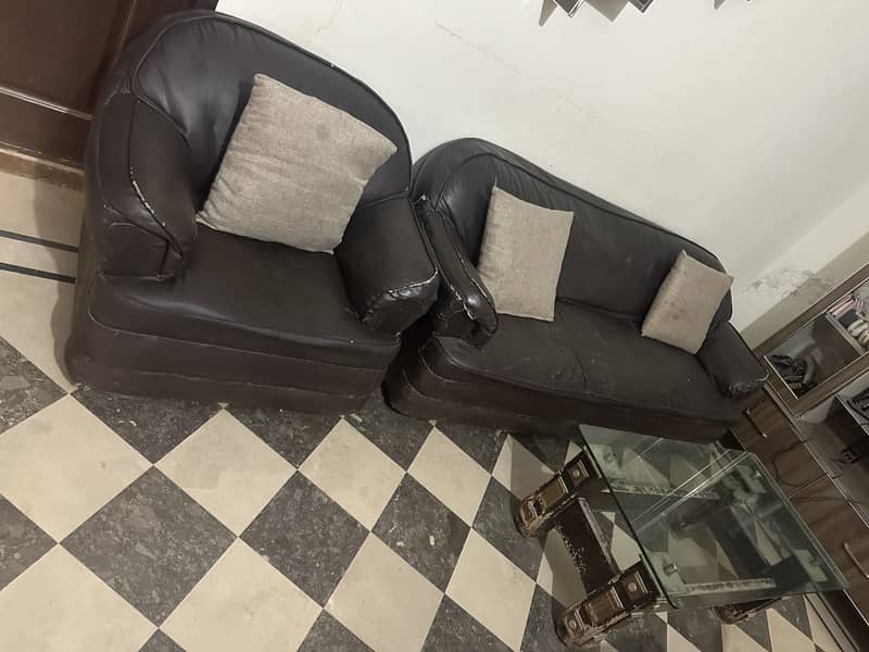 Sofa set and table 0