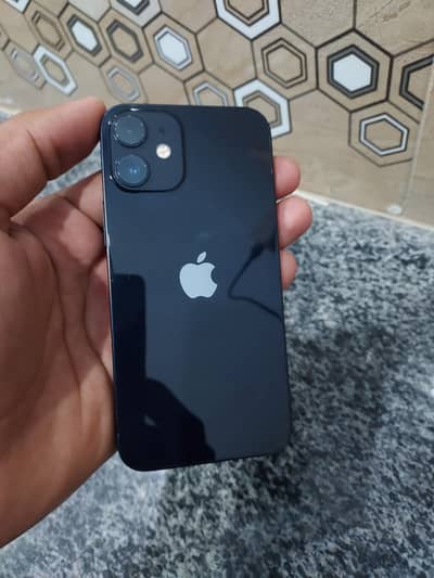 i phone 12 mini  storage 64 gb