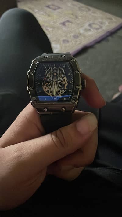 Premium stylish watch
