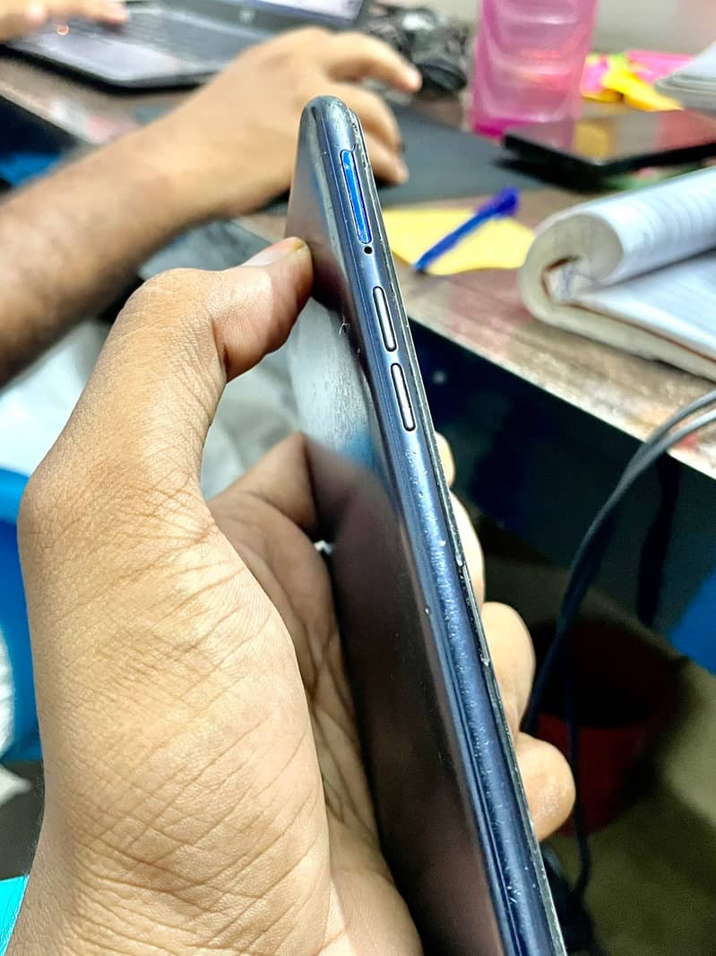 Realme C2 0