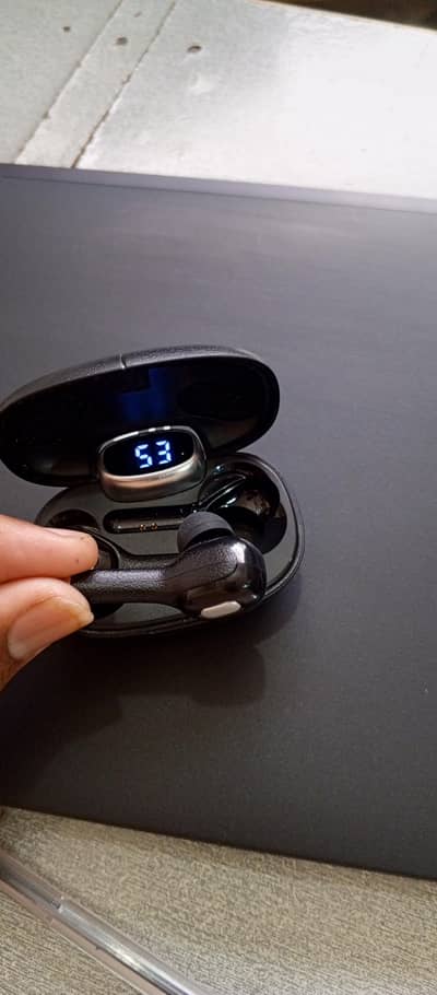 Tws R1 Imported original with led Display
