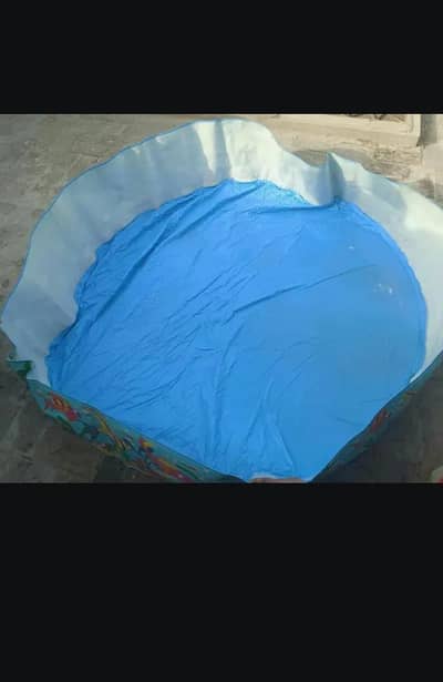swimming pool (large)for kids in new condition