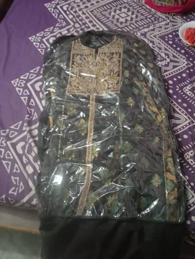 Brand new dresss