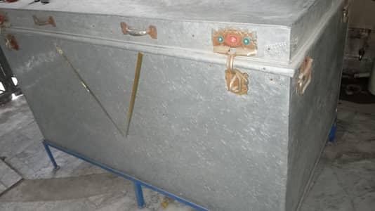 Sandooq Big wardrobe for sale