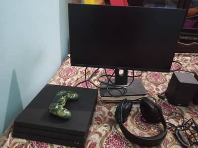 Ps4 pro jailbreak with 24 inch border less lcd