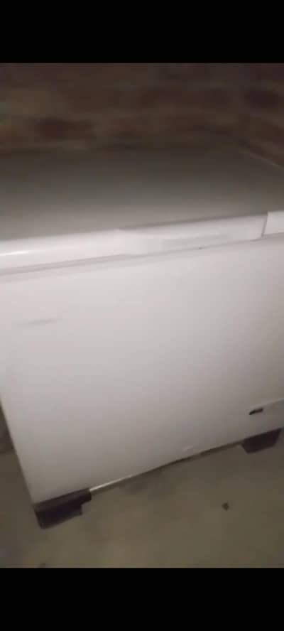 hair 245 one door freezer new hai