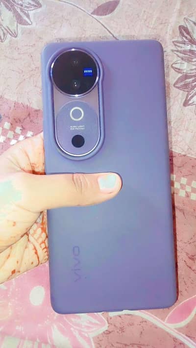 Vivo V40 5G 12/256 Deep Purple | Only Phone | Urgent Sale