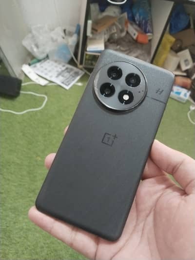 ONEPLUS 13 16/512 NON ACTIVE (EXCHANGE POSSIBLE)