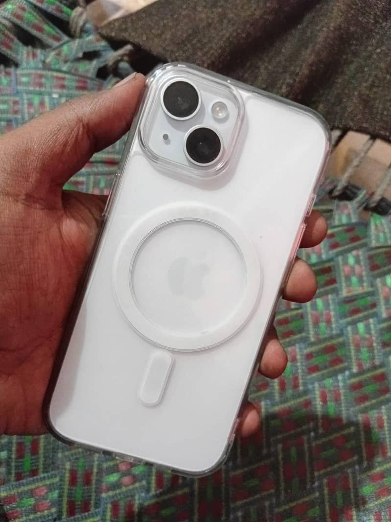 iPhone 15 0