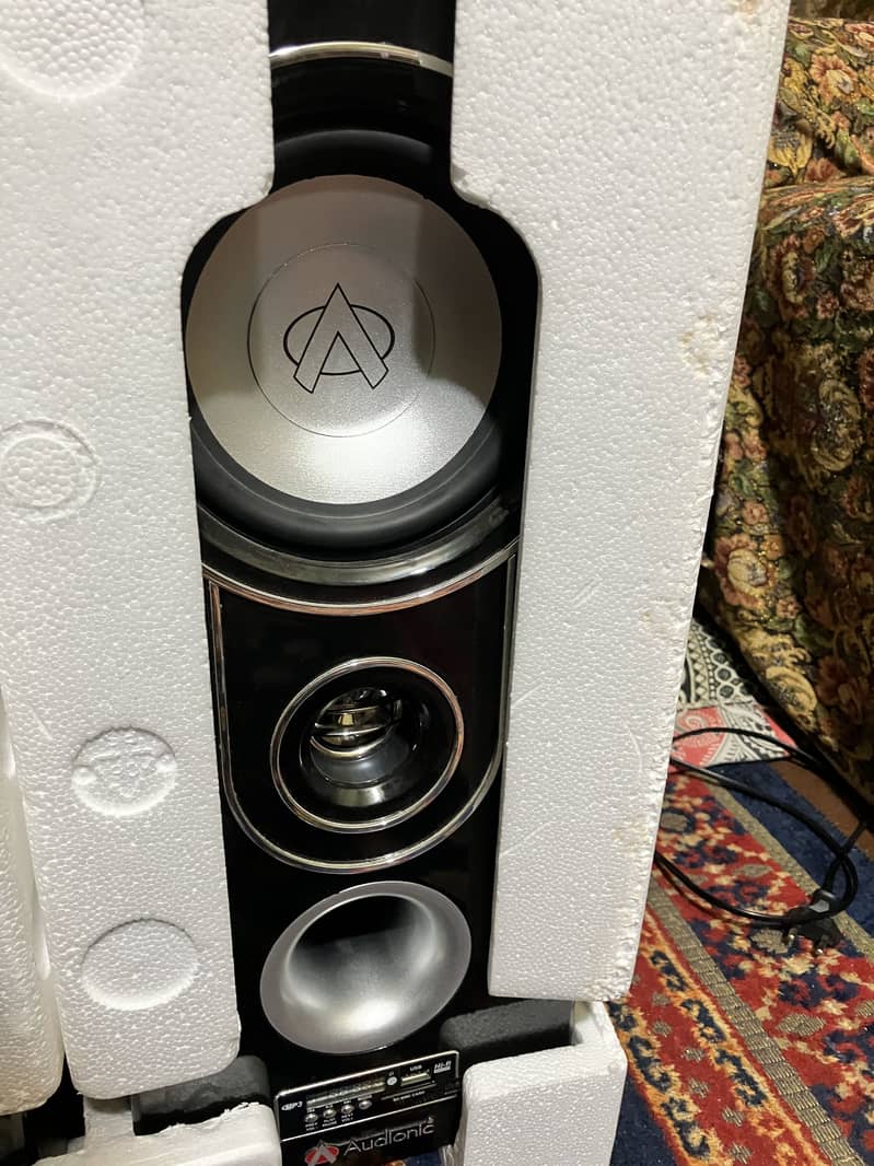 Audionic classic 5 plus 5