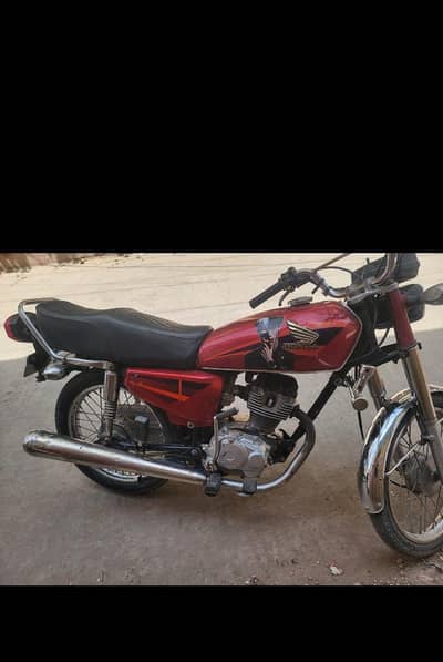 Honda 125 urgent sale 03175710808