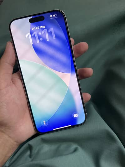 Iphone 16 pro max jv white