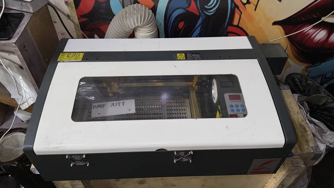 Laser cutting machine 2