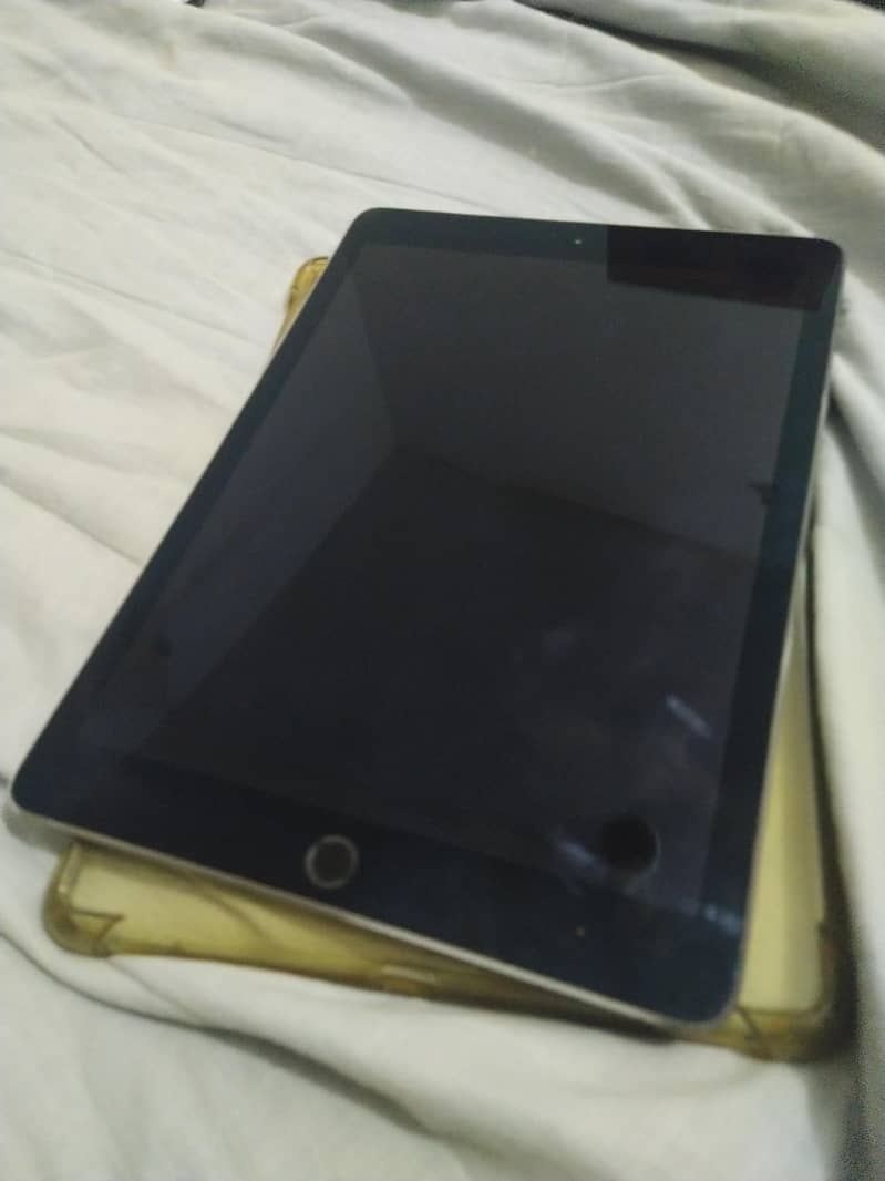 ipad pro (2016) 1