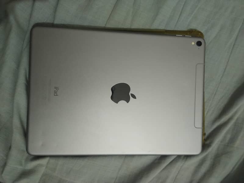 ipad pro (2016) 4