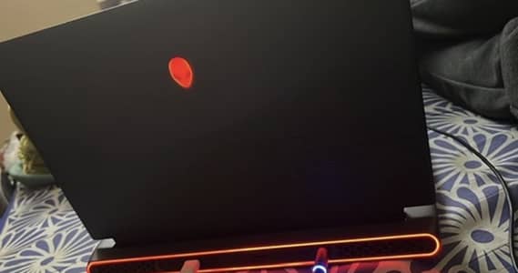 Alienware m15 R7 | Ryzen 7 6800H | RTX 3060 | 165Hz