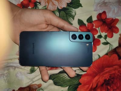 Samsung s22 plus Snapdragon 8 gen1 8/128GB