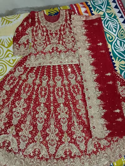 brand new bridal lehenga -worn only 3 hours brand work nakshi dbki