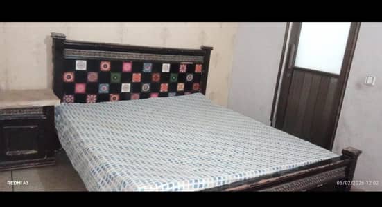 bed+side table+dressing table for sale