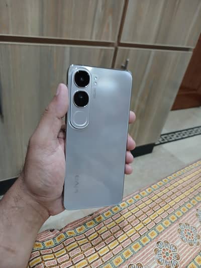 Vivo Y200 10/10 Condition  8 GB and 128 GB