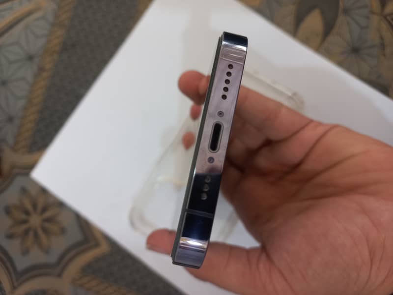 Apple iPhone 14 Pro 8