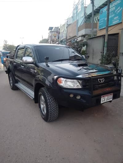 TOYOTA VEGO HILUX