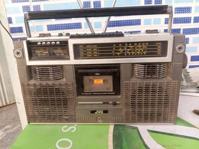 Radio taperecorder JVG