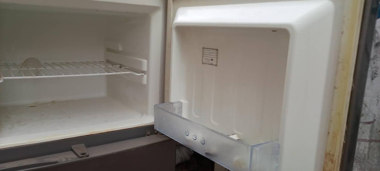 refrigerator 1