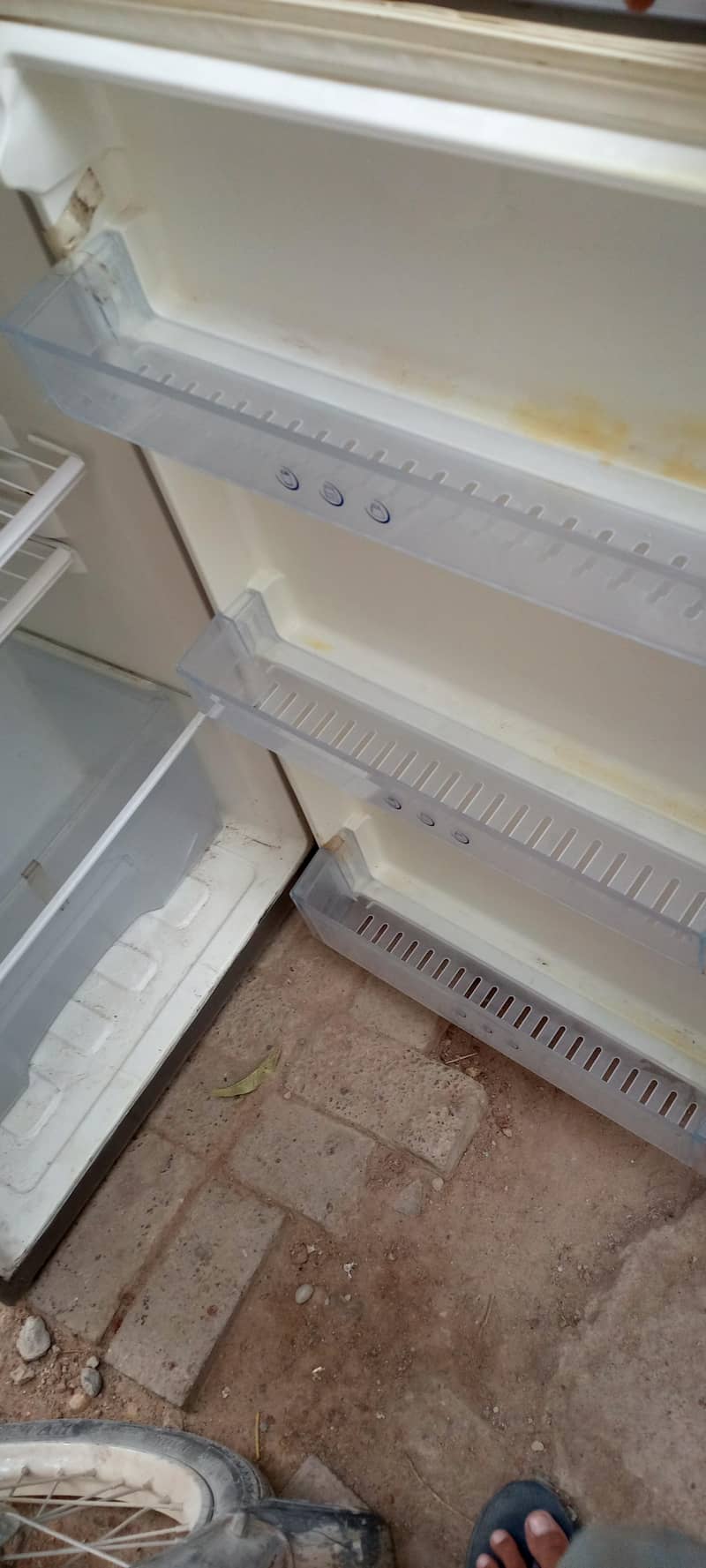 refrigerator 2