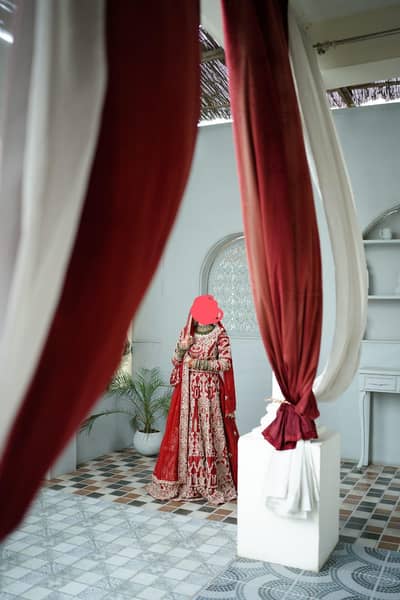 Bridal dress