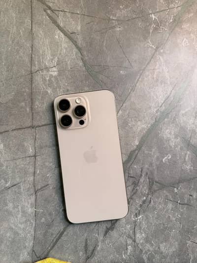 Iphone 15 pro max natural JV