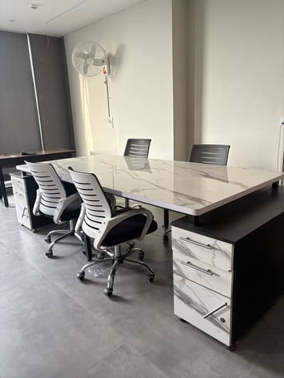 Table and chairs set for sale