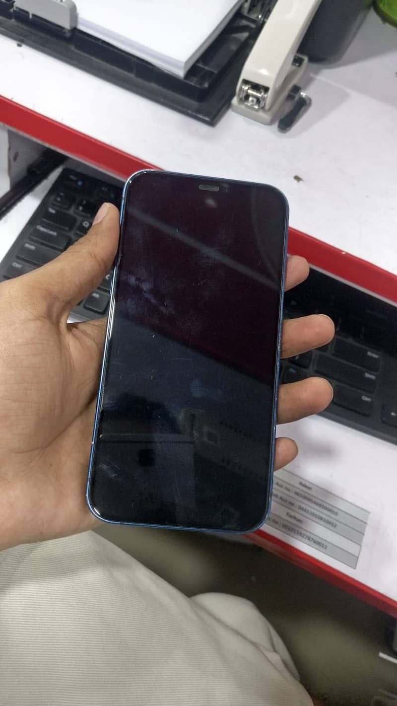 Iphone 12 3