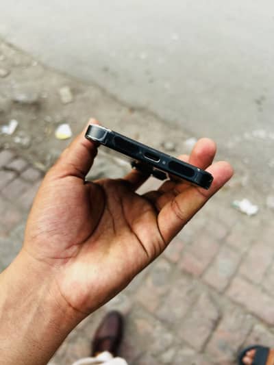 I am selling my iPhone 15 pro max 256 gb non pta jv 256 gb