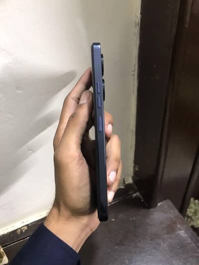 Techno camon 20 pro 9 by 10 cpndition all ok