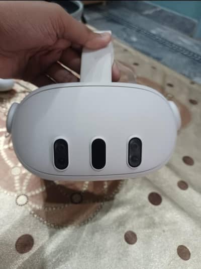 Meta Quest 3 | 128GB | New-Like Condition | Slightly and Gently Used