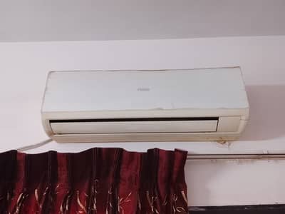 Haier 1 ton split AC