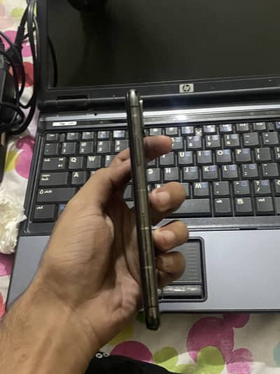 IPhone X with one PTA android