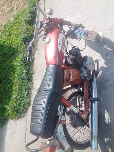 Yamaha Royale YB 100 1981